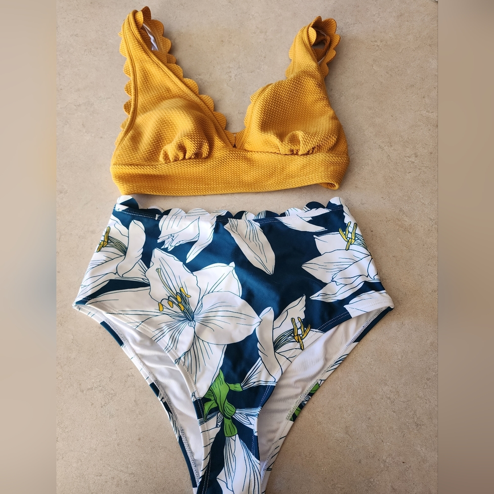 High waisted swim suit